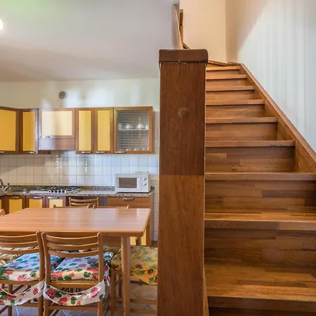 Borgo Stella H *