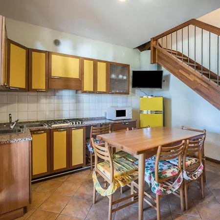 Apartment Borgo Stella